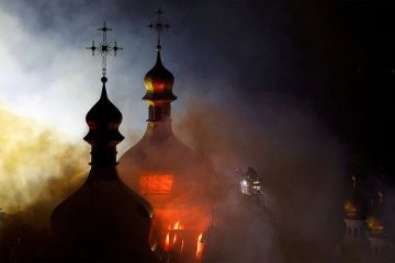 Депутат МГД Медведев заявил, что для Украины Киево-Печерская лавра не является святыней