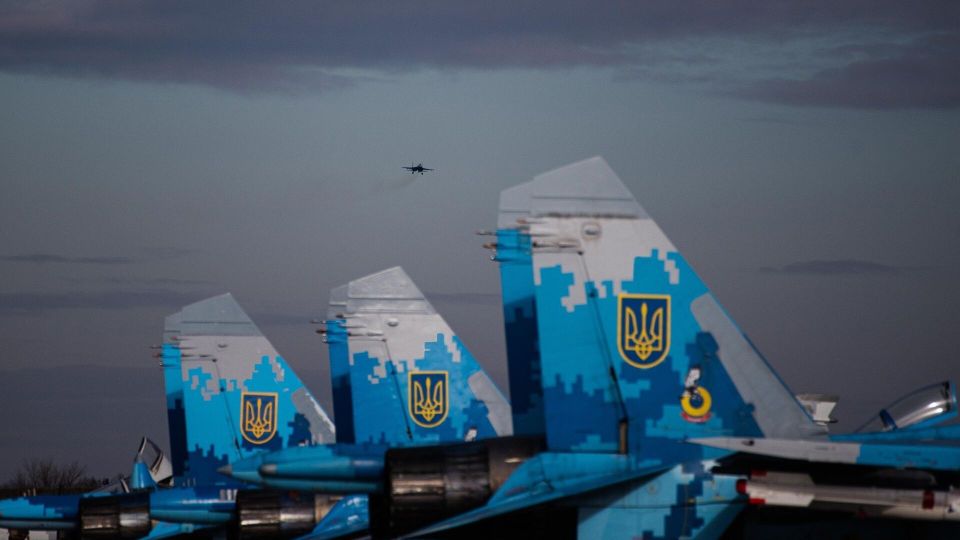 Семьи вывозят из Днепропетровской области, МиГ-29 ВСУ разбился в Хмельницкой области. Новости СВО