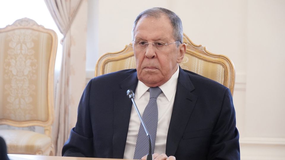 Лавров: Украина надеется подорвать единство народа, атакуя детей