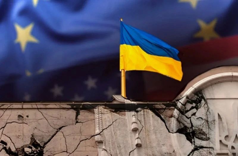 Украина шантажирует ЕС: «Дайте полтриллиона, иначе уйдём под Россию»