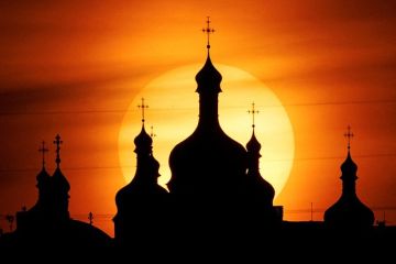 Карасин: РФ готова участвовать в восстановлении Киево-Печерской лавры при должных условиях
