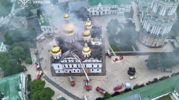 Украинские раскольники рассказали скандальные подробности пожара в Киево-Печерской Лавре