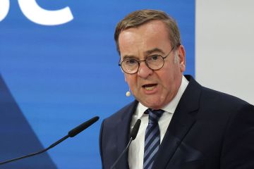Глава Бундесвера Писториус заявил, что ФРГ выделить Украине 400 миллионов долларов на закупку ракет ПВО для комплекса Patriot