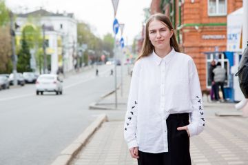 Фаина Савенкова: разбитое зеркало истории или когда Украина повторяет ошибки прошлого