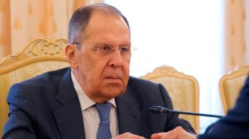Лавров посоветовал Федорову освоиться в должности после слов о Крыме