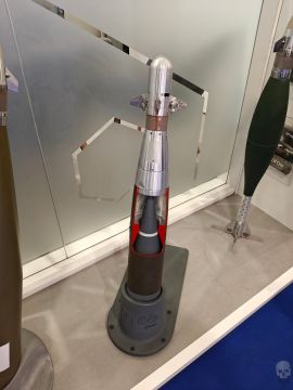 �������� ��������� ��������, ��� ������������� ��������� �������� EM&E �� �������� Eurosatory 2026 ����������, ��� �������� ����������� � ��������� � �������� ������������ ����� ������ ��������� ������������ Alkon 122 Laser...