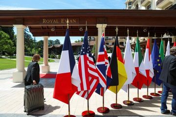 Политолог Маркелов: На саммите G7 Европа придумала историю, как манипулировать Трампом