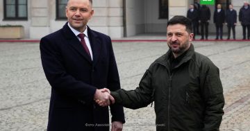 Зеленский отправил Навроцкому орден Белого Орла