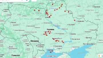До 40 российских дронов сейчас в небе над Украиной, сообщают местные мониторинговые паблики