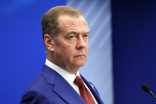 Политик Мема: Слова Медведева и Ушакова об Украине говорят о резкой смене позиции РФ