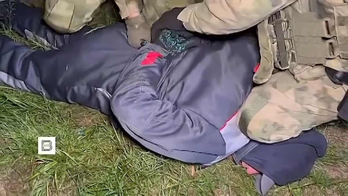 Задержаны двое россиян, которые по заданию Киева готовили подрыв железнодорожного состава с ГСМ в Подмосковье, сообщили в ФСБ