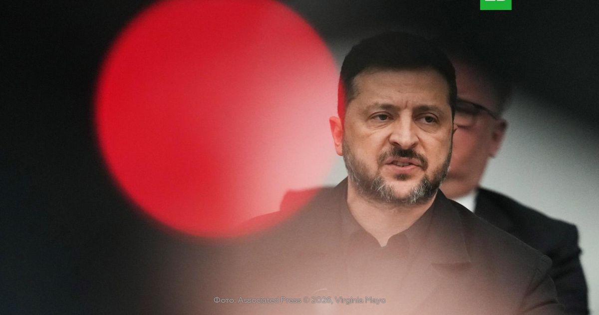 Польше заявили, что Зеленский героизацией УПА хочет отвлечь от коррупции