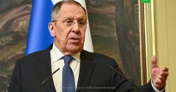 Лавров назвал Зеленского «фюрером из самодеятельности»