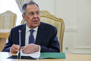 Лавров прокомментировал представителя ЕК Хиппер о Белоруссии