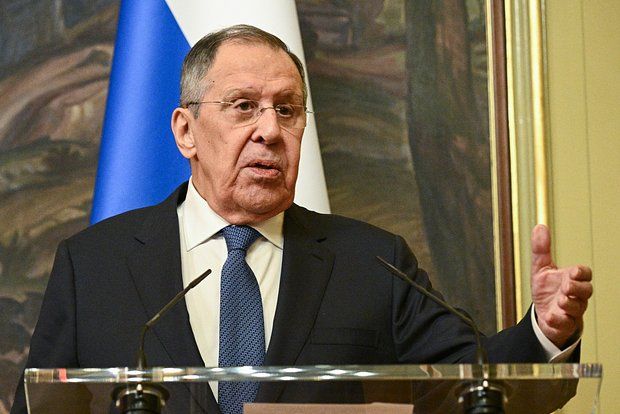 Лавров: Требования Зеленского «навести порядок» в Белоруссии были хамскими