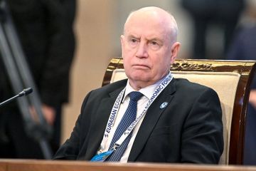 Генсек СНГ назвал блефом угрозы Зеленского в адрес Белоруссии