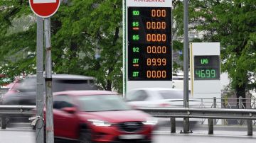 Ситуация на топливном рынке России непростая, но контролируемая - Новак