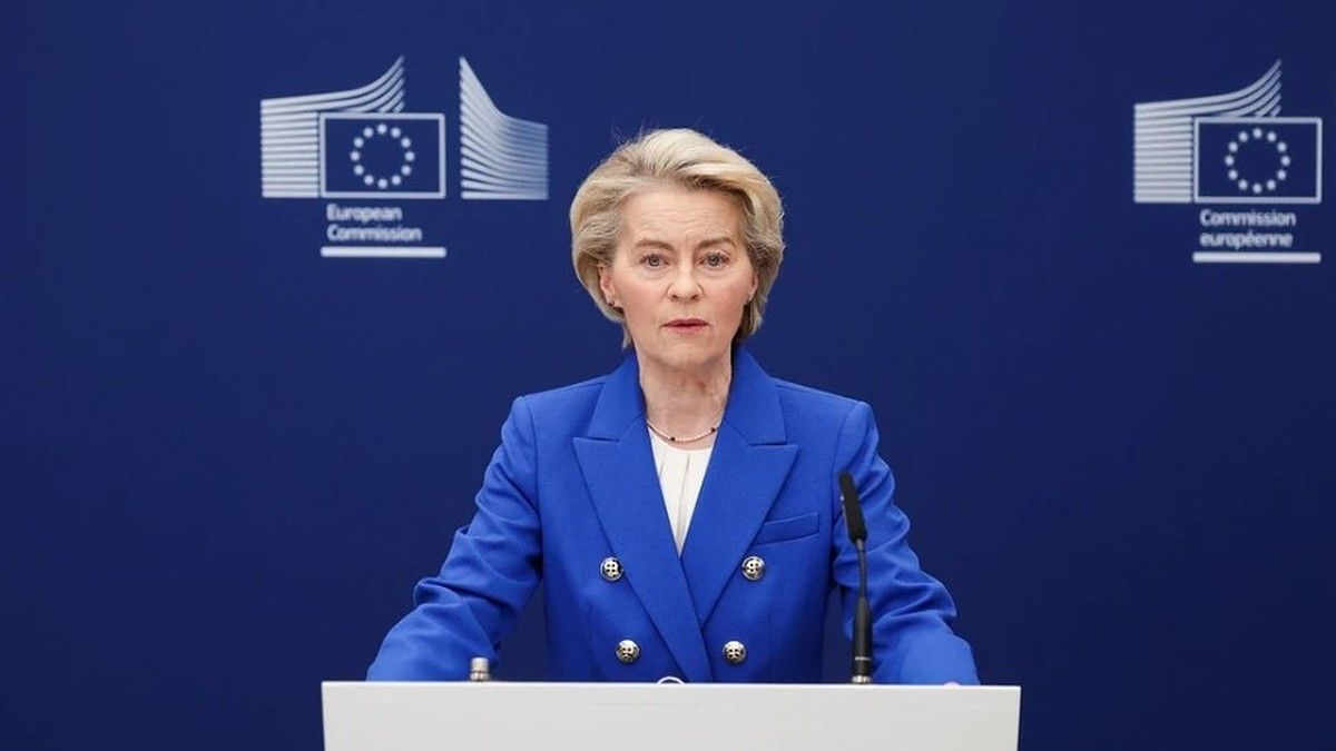 BZ: фон дер Ляйен попала в скандал из-за тайного чата с лидерами ЕС и Зеленским
