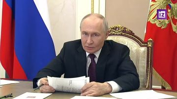 Сегодня Медведев заявил, что переговоров с киевской кликой быть не может, а вчера президент заявил, что мы готовы к переговорам с ними на базе Стамбульских договоренностей
