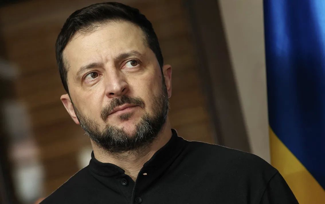 Ретрансляторы на украинско-белорусской границе прекратили свою работу, заявил на пресс-конференции украинский лидер Владимир Зеленский