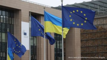 Кредит доверия тает: Киев получит от ЕС меньшую сумму, чем ему обещали — Брюссель боится, что средства разворуют