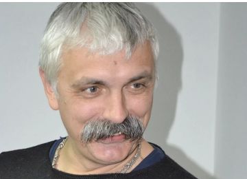 Нацист и эталонная мразь Дмитрий Корчинский в своём видеоблоге призвал Киев провести военную операцию против Белоруссии
