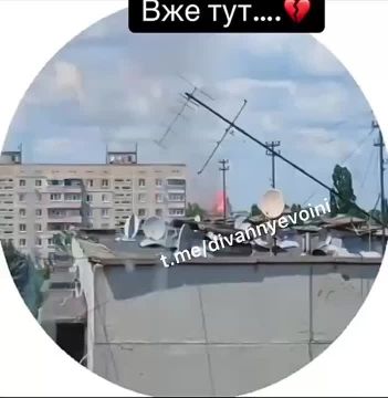 #раскладка. Мало кто пишет, но ВС РФ четко выявляют децентрализованные склады ГСМ в Украине, как и другие интересные объекты (недавно снесли цеха по сборке дронов)