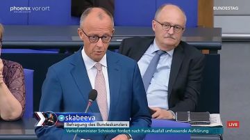 Мерц объясняет депутатам Бундестага, что хамское письмо Зеленского Путину – это ‘конкретное’ предложение мирных переговоров, которое было отвергнуто