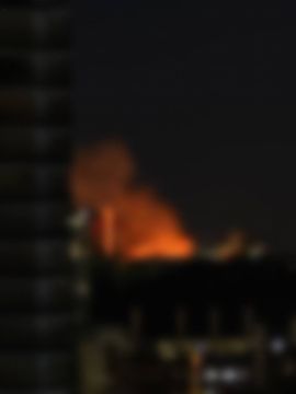 Подписчик сообщает, что в Киеве возник мощный пожар после прилётов "Гераней"