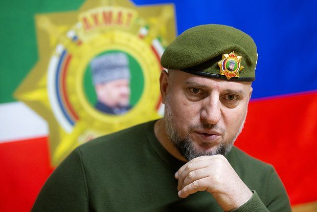 Алаудинов заявил, что вдоль линии фронта остаются сотни тысяч тел бойцов ВСУ