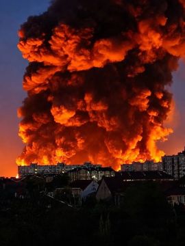 Эдуард Басурин: Массированный удар ВС РФ по стратегическим объектам Украины