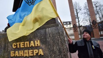 Что показало миру создание украинского национального пантеона