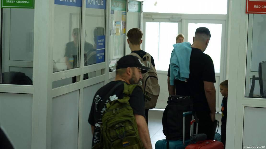 Киев и Берлин ищут способы вернуть уклонистов из ФРГ на Украину