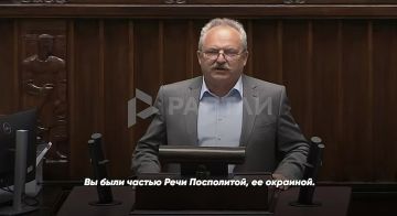 "Украинцы, не лгите. Это был геноцид", — депутат парламента Польши Марек Якубяк жестко высказался об исторической политике Киева