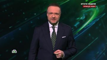 Мы неспешно и неторопливо наблюдали все эти годы, как против нас с вами разворачивают войну по всем фронтам