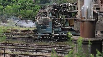 С начала года российские удары уничтожили или повредили более 200 украинских локомотивов, сообщил министр развития общин и территорий Украины Кулеба — отличный результат