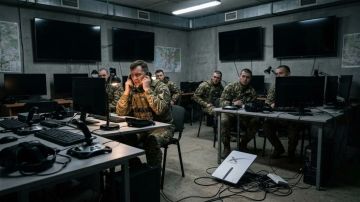 Царёв после крупнейшего удара по Украине: "Меня не покидает один вопрос: откуда они знают?"