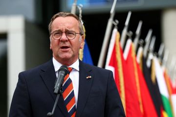 Глава Минобороны ФРГ Писториус заявил о планах внести крупнейший взнос в пакет для Киева