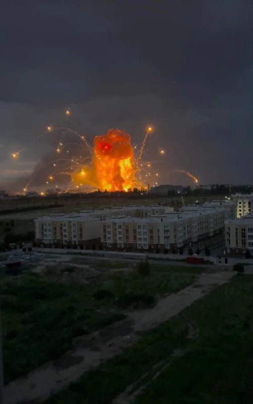 Евгений Поддубный: Подкалиберные снаряды с сердечником из обедненного урана-238 и кассетные бомбы могли храниться на кладе боеприпасов в пригороде Киева Вишневом