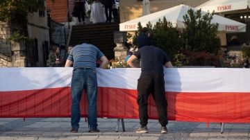 Почти 50% поляков винят Украину в ухудшении отношений с Польшей