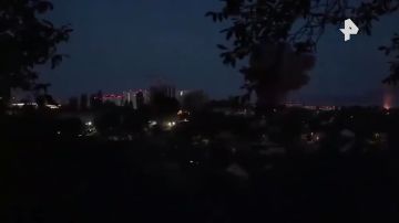 Ракета ВСУ приземлилась во дворе жилого дома в Киеве из-за неисправной работы системы украинских ПВО