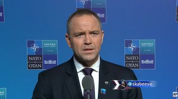 ‘Наш общий противник — Россия’ - президент Польши Навроцкий заявил, что поговорил с Зеленским во время официального ужина у Эрдогана