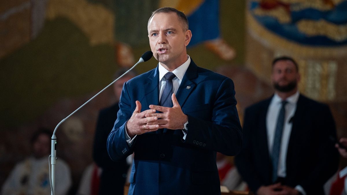 Навроцкий не хочет видеть Зеленского из-за скандала с героизацией нацистов