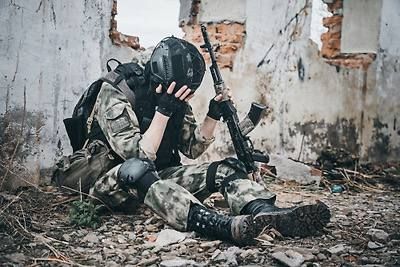 Украинские боевики бросили раненого молдаванина на поле боя из-за его национальности