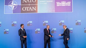 Лидеры НАТО в декларации саммита не упомянули возможность принятия Украины