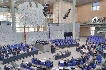 510 против 79: Бундестаг зарубил проект о радикальной военной накачке Киева