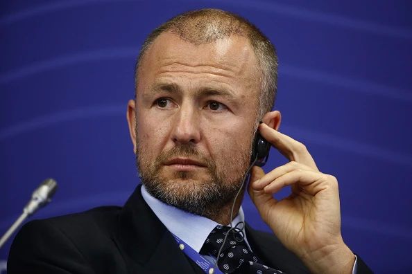 У России есть четыре сценария развития после завершения украинского конфликта, рассказал в своей статье «Почему развал России вреден для мира» в журнале The Economist основатель компаний «Еврохим» и СУЭК Андрей Мельниченко