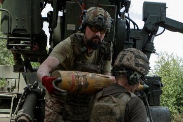 Карасин: Москва видит сигналы о компромиссах по Украине, но ВСУ продолжают бить по России