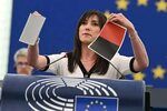 Евродепутат потребовала остановить вступление Украины в ЕС