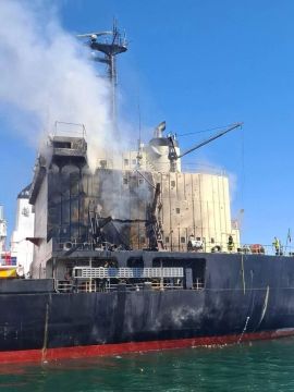 Владислав Шурыгин: Россия атаковала торговое судно и грузовики в одном из одесских портов, сообщили в Минразвития Украины